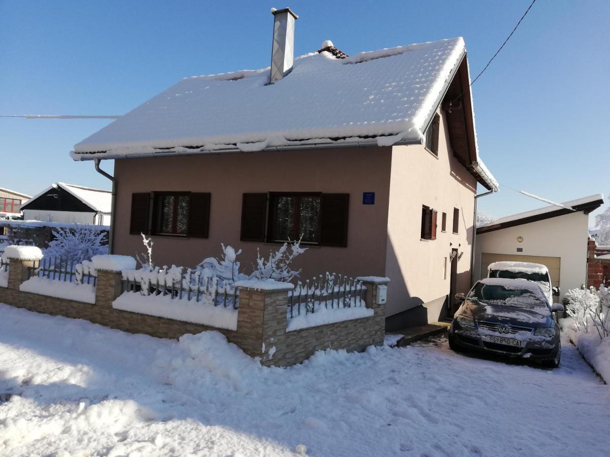 Guesthouse Sunny Lika Gospić Екстериор снимка